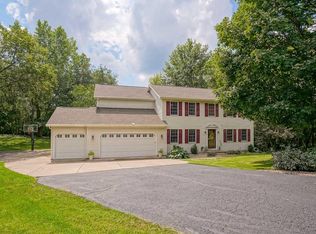 920 S Azure Ct, Oregon, WI 53575