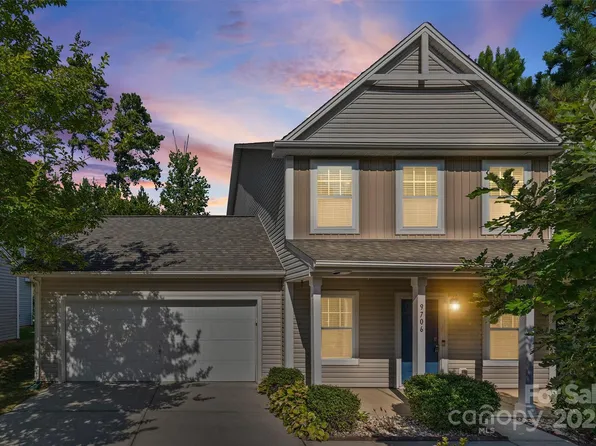 9706 Thyme Ct, Charlotte, NC 28214