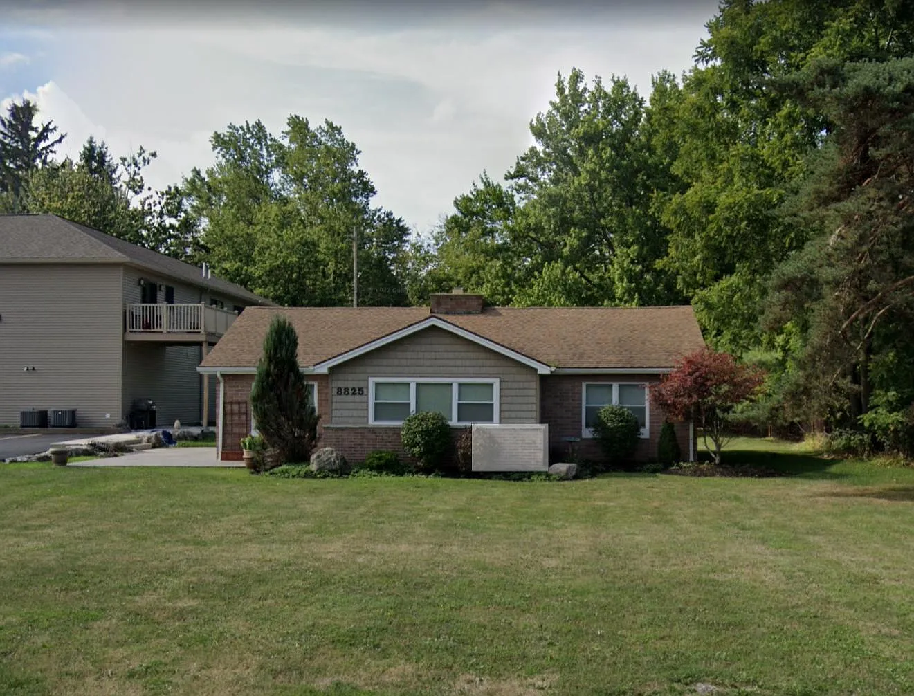 2 bed, 1400 sqft, $2,100 — Photo 1