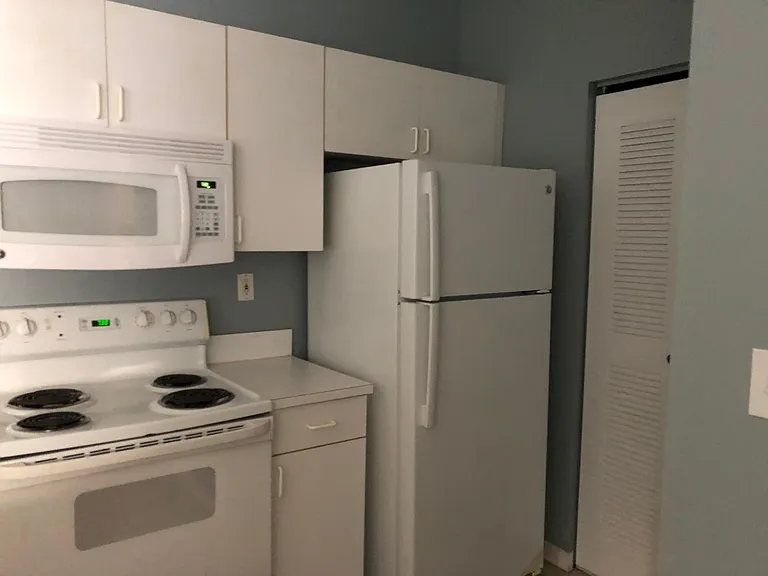 610 Fairway Dr — Photo 10