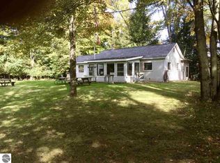 16842 Wer Hee Gen Ln, Leroy, MI 49655