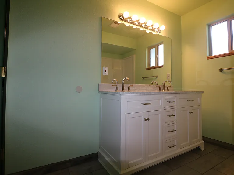 508 Las Marias Dr SE — Photo 31