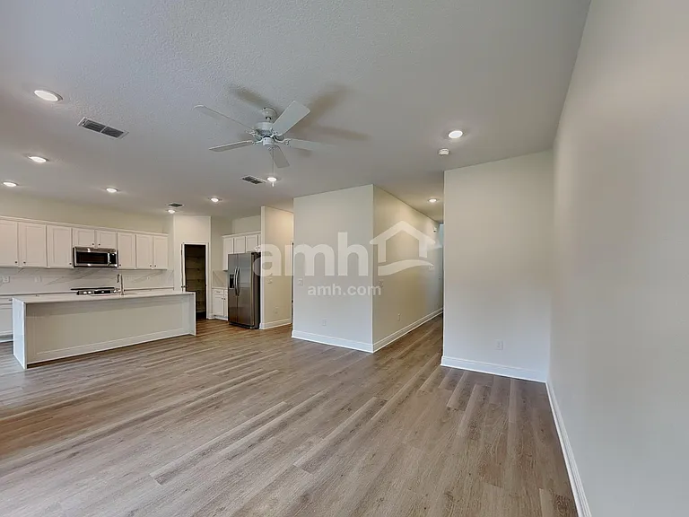 1550 Blue Nile Point — Photo 8