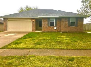 3049 W Sheffield St, Springfield, MO 65802