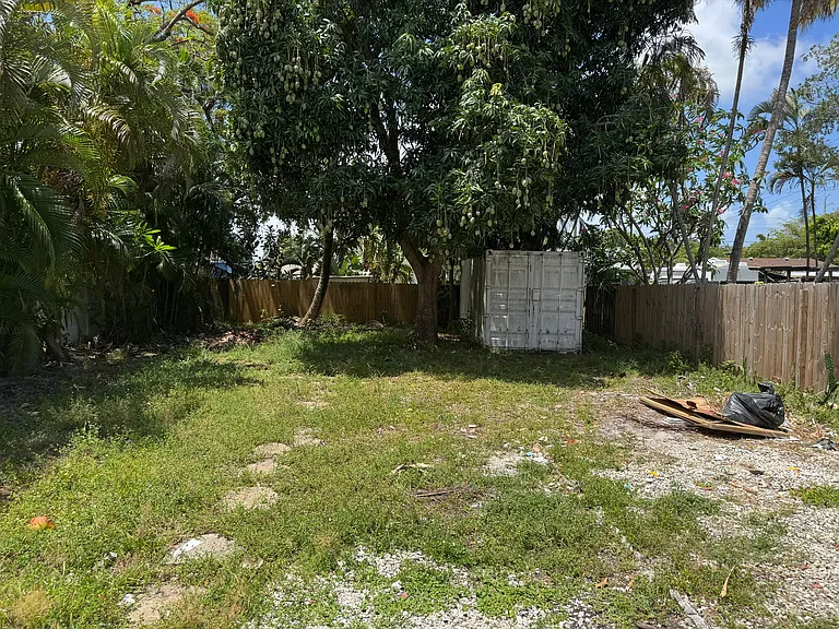 2415 Garfield St — Photo 6