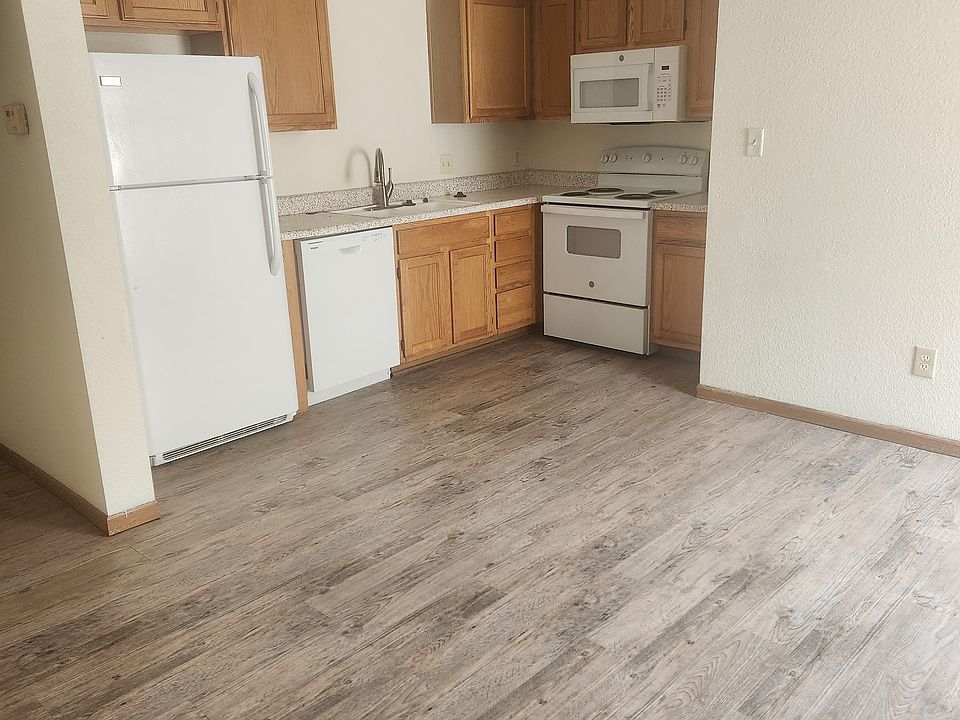 kitchen with new appliances