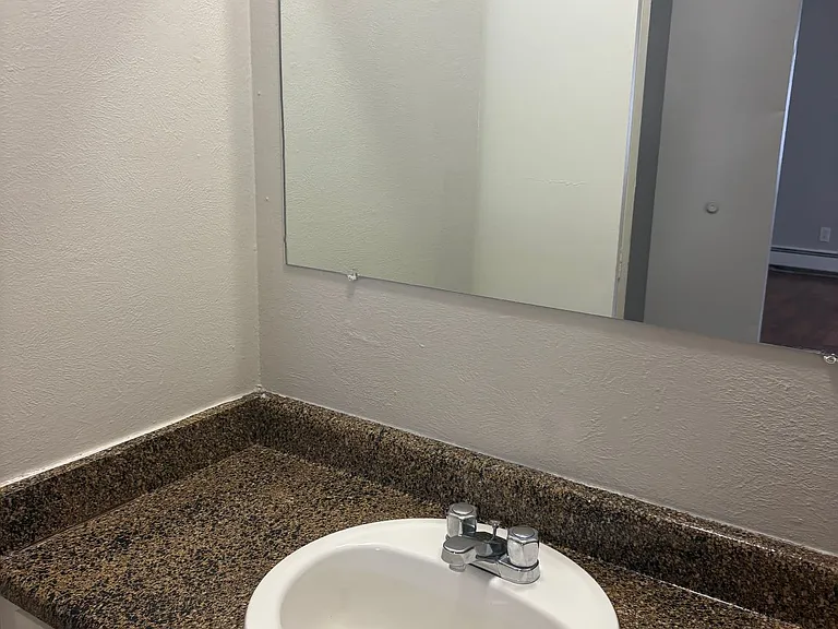 Prospect Pointe Apartments — Photo 78