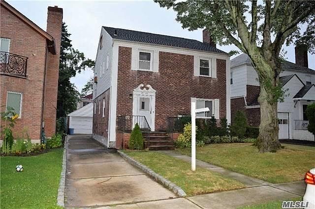 1st image of 8123 189th St