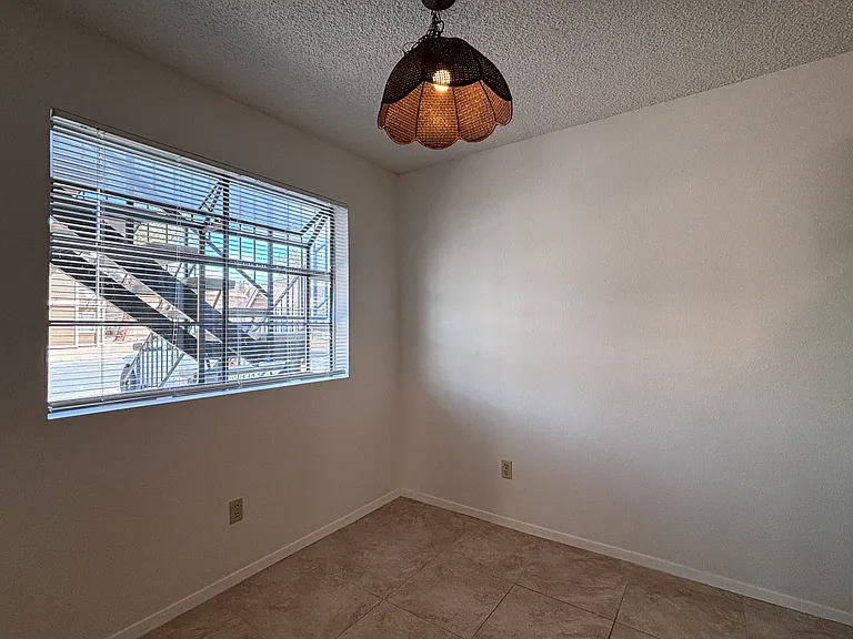 2686 Aarondavid Dr #B — Photo 10