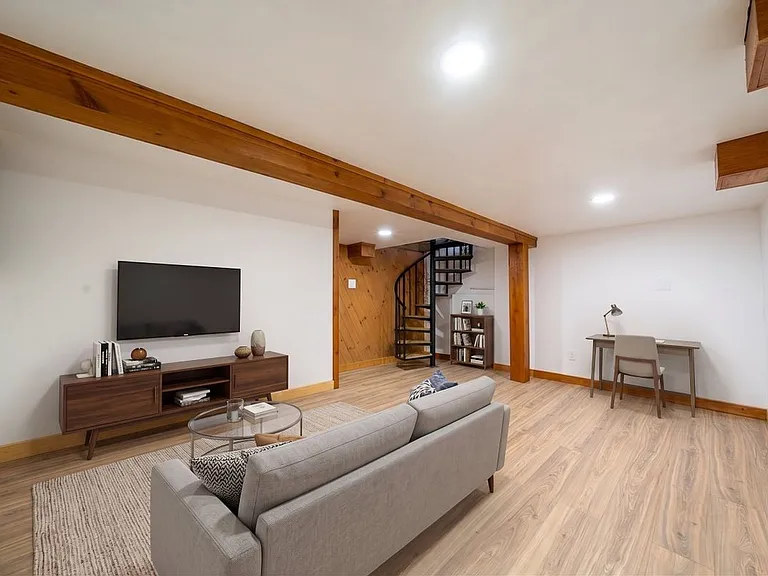 30 Stickney Rd — Photo 7