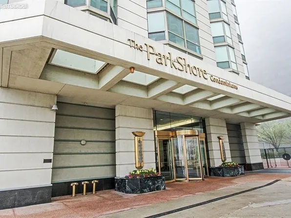 195 N Harbor Dr, Chicago, IL