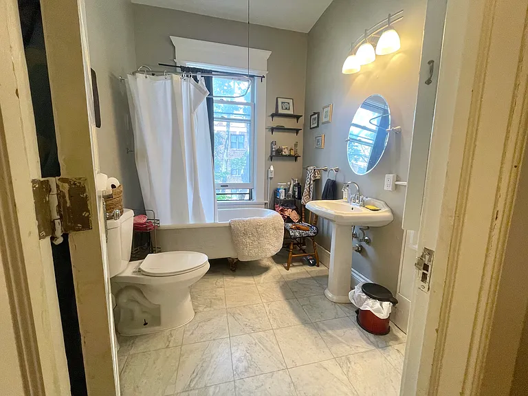 614 Grand Ave #D — Photo 12