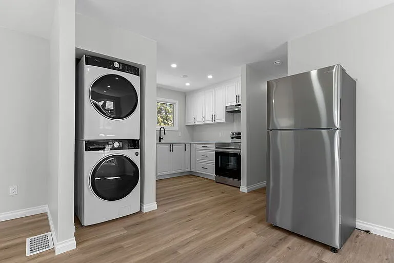 1199 Montreal St #1 — Photo 5