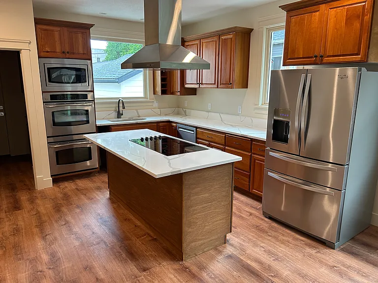 1598 Court St NE #1 — Photo 7