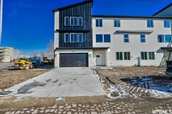 851 W Center St #851
