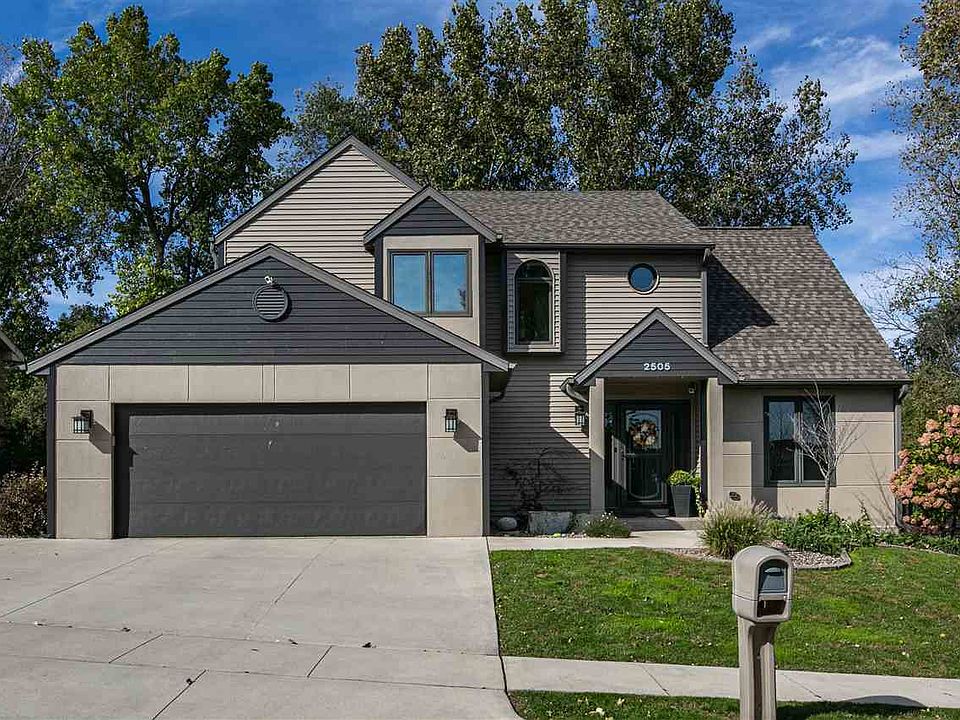 1st image of 2505 Clarke Crest Dr
