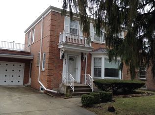 1425 S Fairview Ave, Park Ridge, IL 60068
