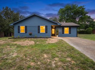 329 Lone Star Ln, Lindale, TX 75771