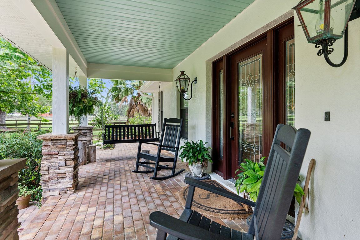 next background image