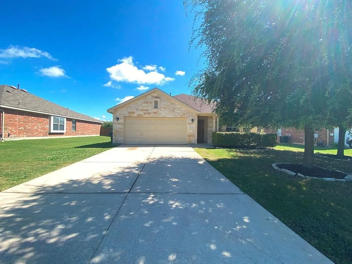 A warm, inviting home in the heart of Kyle's sought-after community! — Photo 1