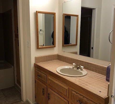 5th image of 2907 Crocker Ct