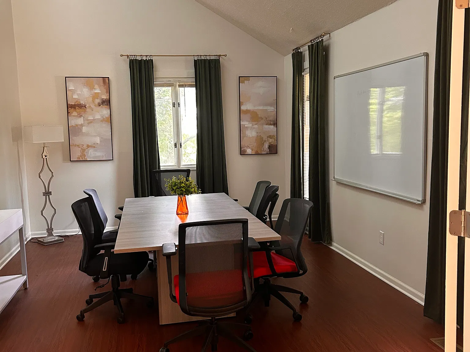 5 bed, 1662 sqft, $2,200 — Photo 4