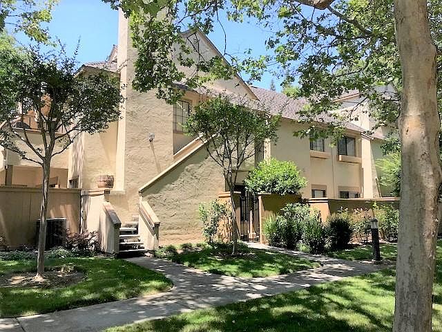 1st image of 1938 Huxley Ct