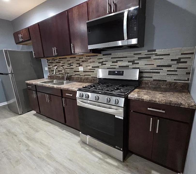 4940 W Van Buren St #1