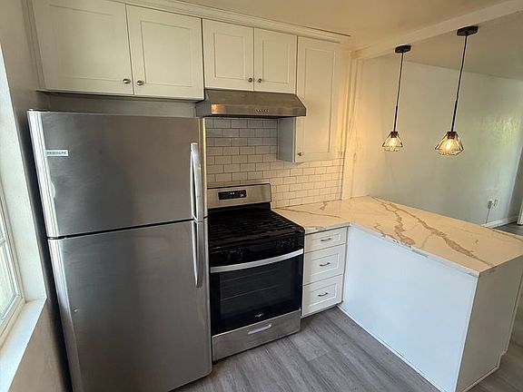 4th image of 6979-85 Lisbon St #6983