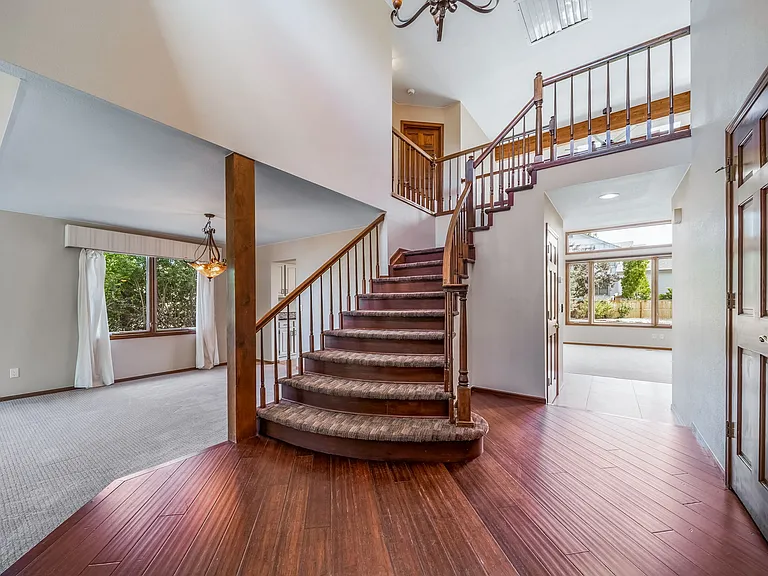 6793 Blackhawk Ct — Photo 36