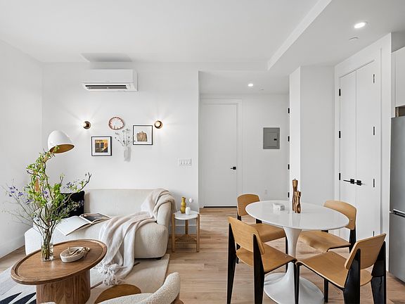 3rd image of 75 McGuinness Blvd #3F