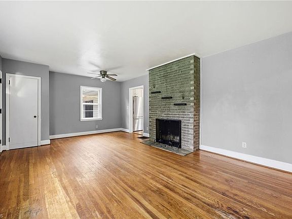 3rd image of 5002 Cherry St