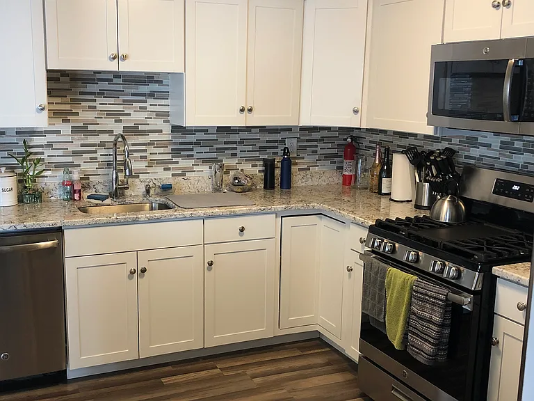 143 Andover Pl — Photo 2