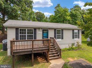 57 Crestview Dr, Front Royal, VA 22630