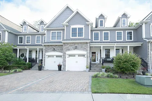 10 Gonzalez Dr Photo 1