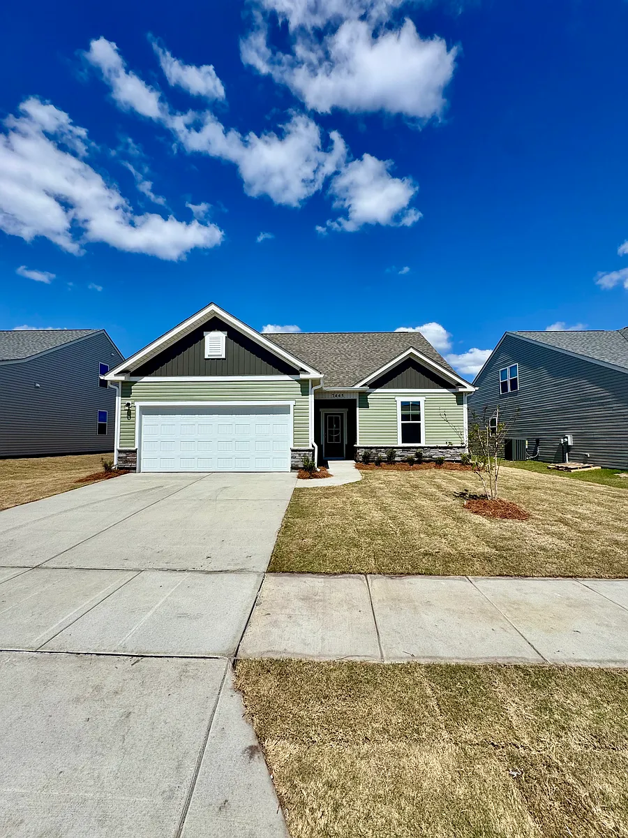 Building Photo - 7445 Linda Vista Ln