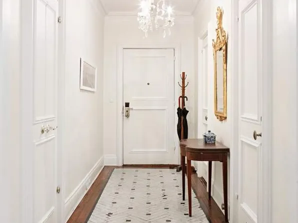 781 5th Avenue image 7 of 9