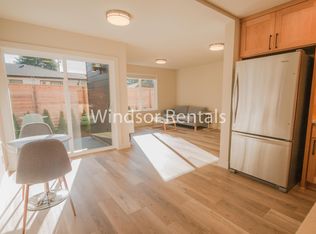 6300 SE Windsor Ct #B, Portland, OR 97206