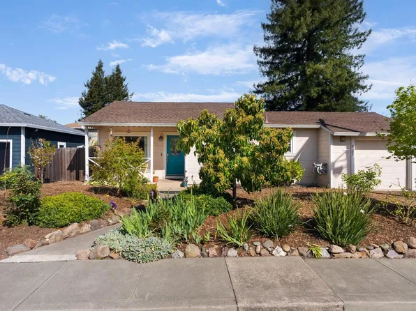 937 Georgia Street, Santa Rosa, CA 95404