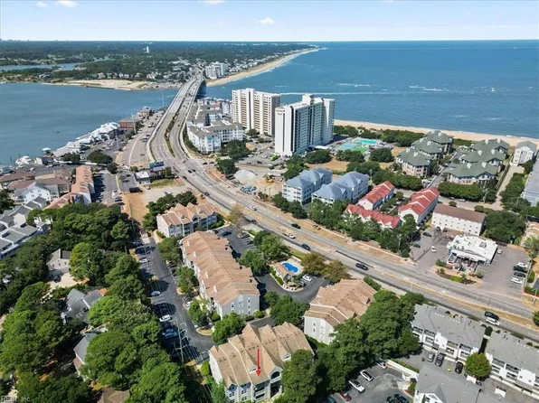 2212 Lesner Cres APT 303, Virginia Beach, VA 23451