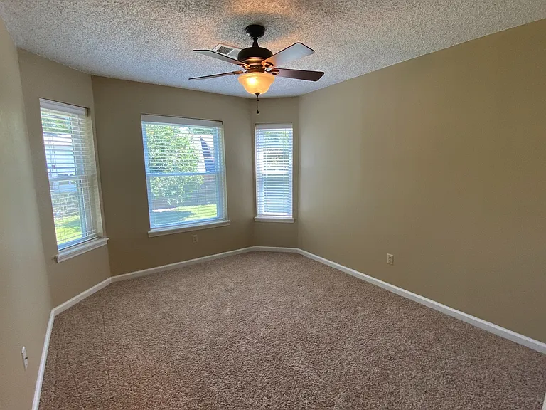 1619 S Fir Pl — Photo 13
