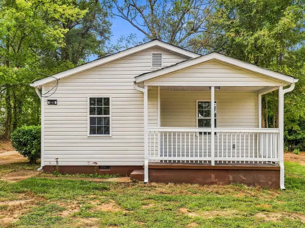 140 Simpson Ave, Woodruff, SC 29388