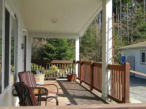 3rd image of 1000 Lyndean Ln