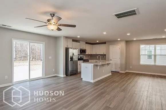 1548 Forkhorn Dr — Photo 4