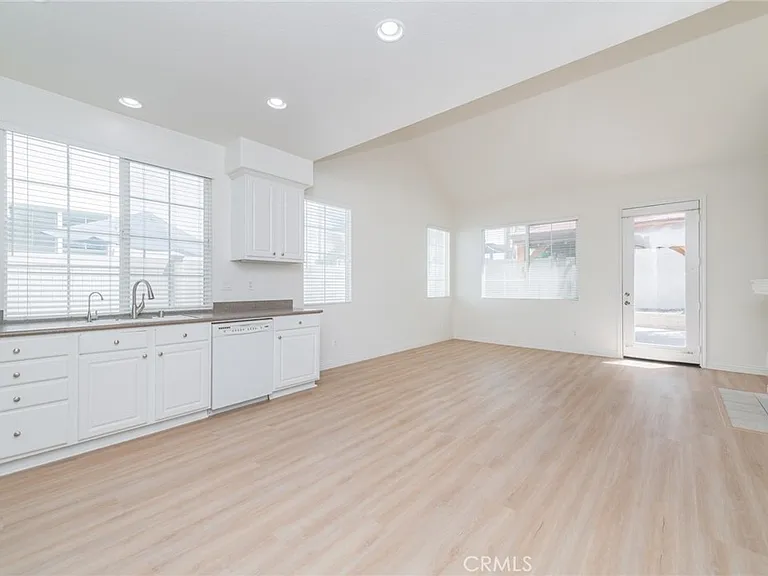 13431 Goldmedal Ave — Photo 8