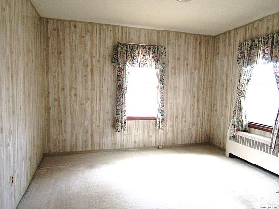 4th image of 105 Marjorie Dr