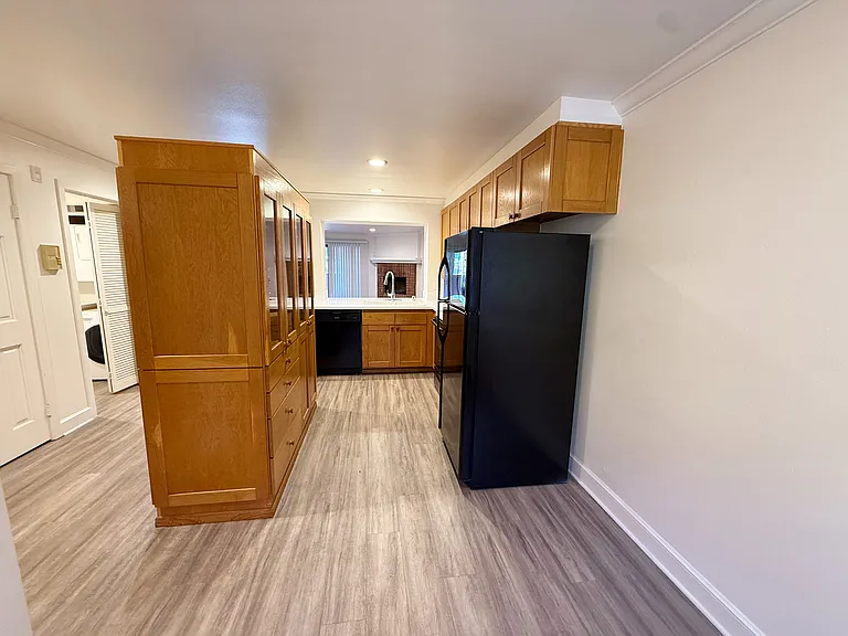 8880 Villa La Jolla Dr #214 — Photo 6