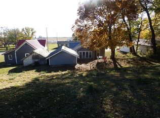 385 W Quincy St, Kinderhook, IL 62345