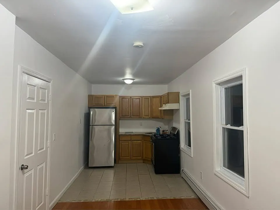 Building Photo - 16123 119th Dr #2