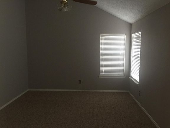 5th image of 8805 Brushy Creek Trl
